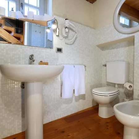 Cà 'd Calin Casa Nel Borgo