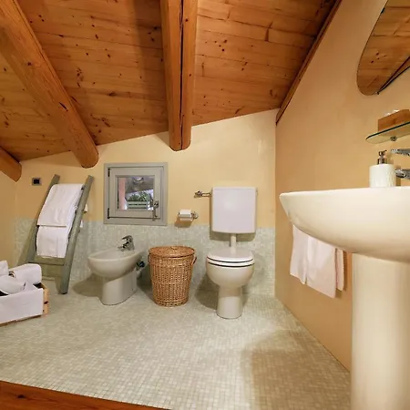 Ca 'd Calin Casa Nel Borgo Guest house